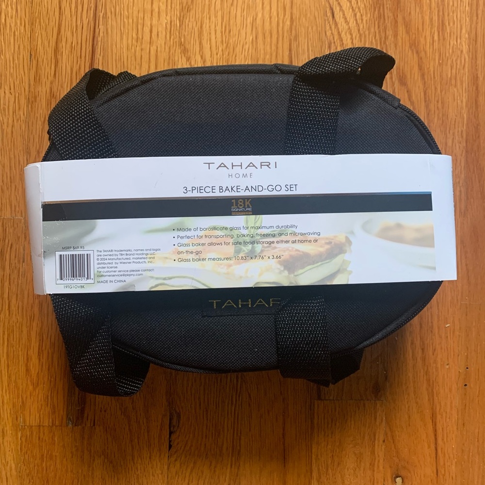Tahari 3 piece bake and go set